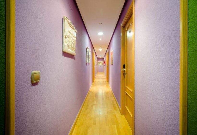 مسافرخانه Las Abadías