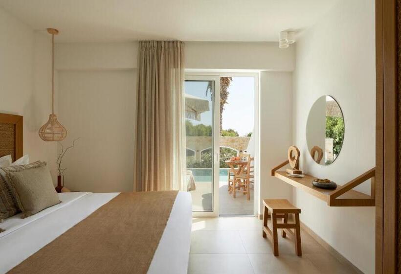 酒店 Absolute Kiotari Resort