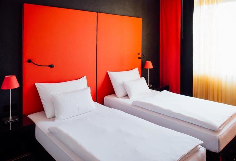 Отель Angelo By Vienna House Ekaterinburg