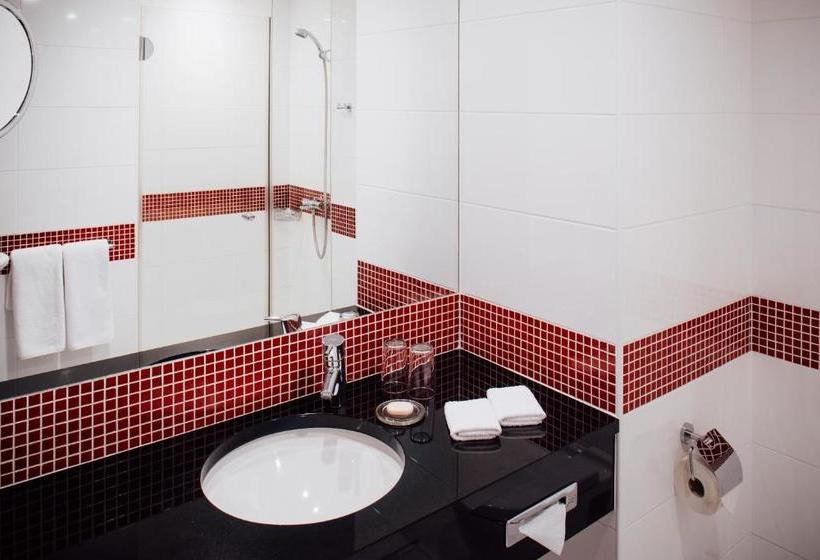 Отель Angelo By Vienna House Ekaterinburg