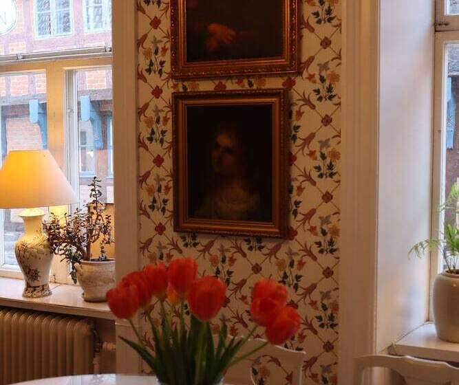 酒店 Anno 1793 Sekelgården