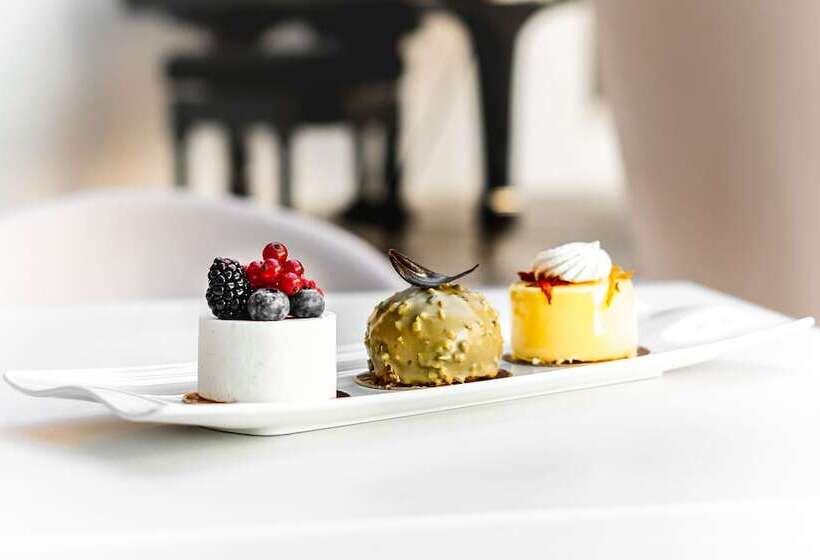 Wellness Hotel Apollo – Lifeclass Hotels & Spa, Portorož