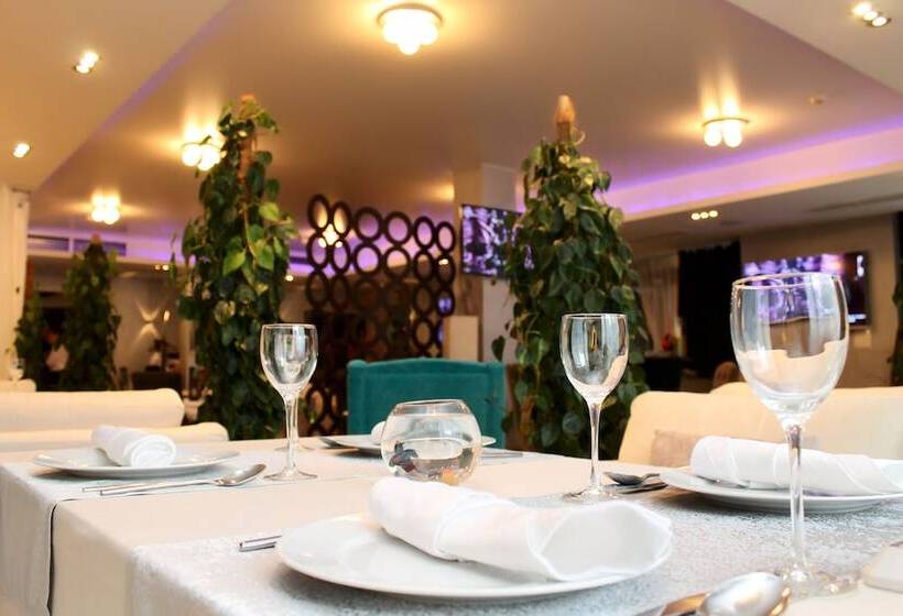 בית מלון כפרי Art