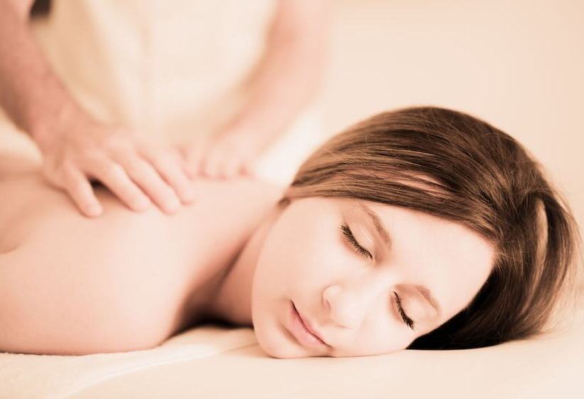 ホテル Astir Notos