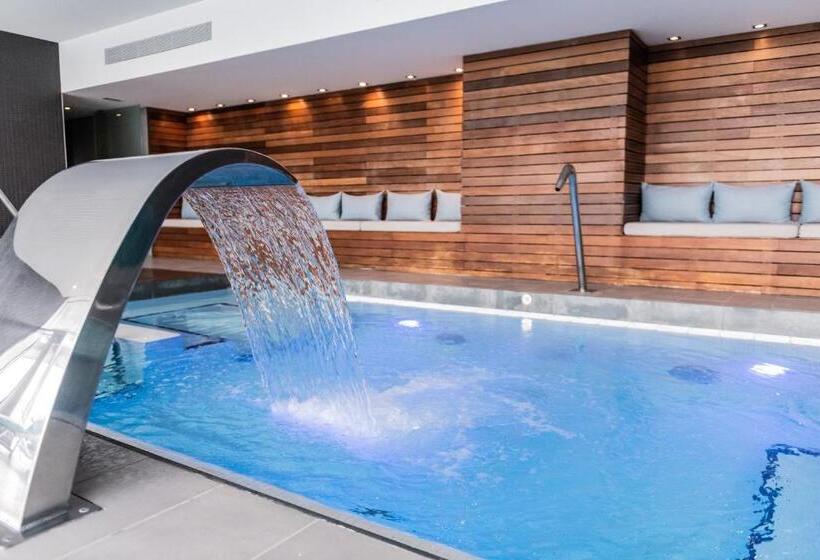 فندق Atenea Port Barcelona Mataro