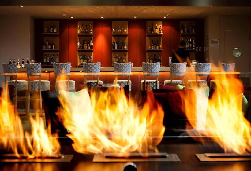 فندق Atenea Port Barcelona Mataro