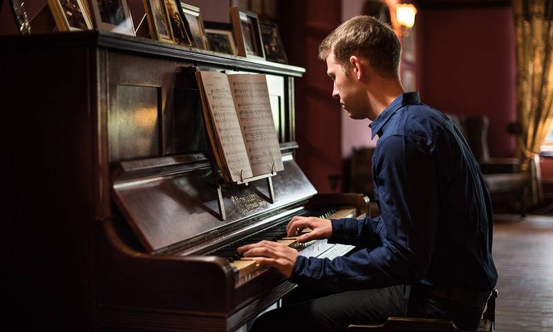 Отель Balmoral Arms