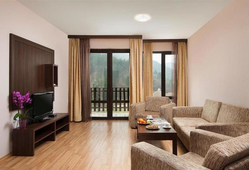 St. Spas Hotel & Balneo Complex