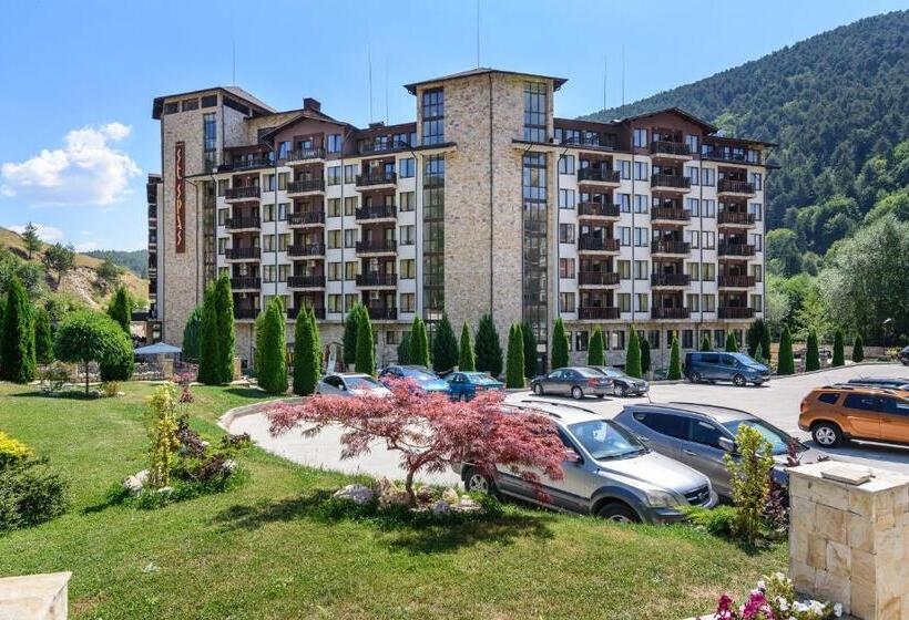 St. Spas Hotel & Balneo Complex