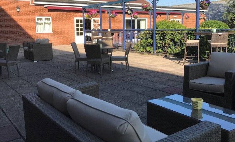 בית מלון כפרי Best Western Thurrock