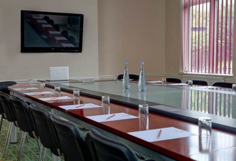 בית מלון כפרי Best Western Thurrock