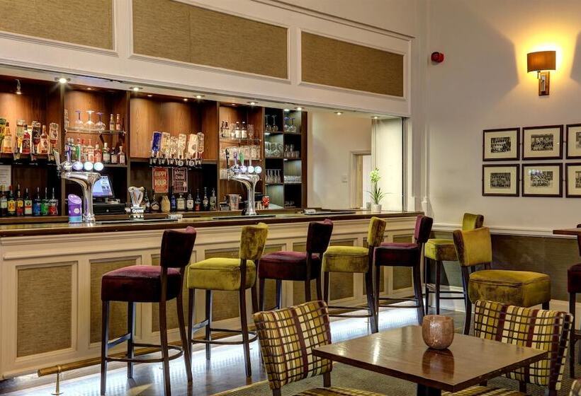 בית מלון כפרי Best Western Thurrock