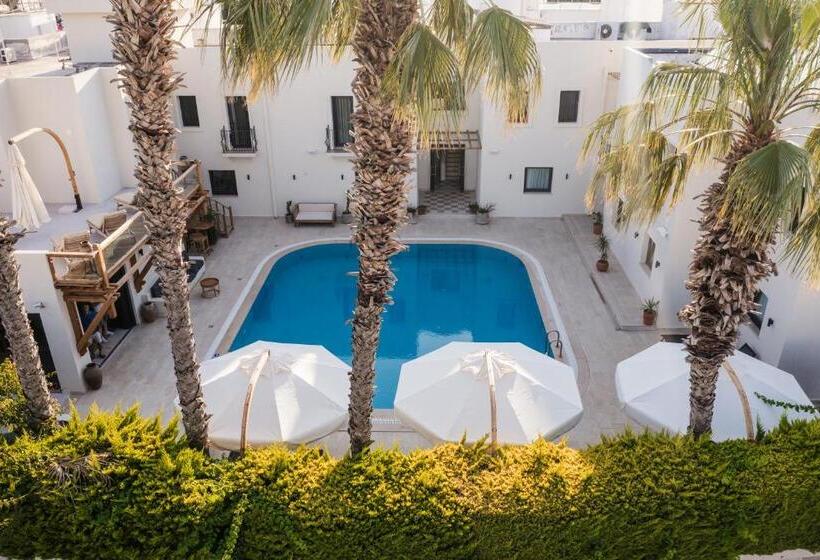 酒店 Bitez Corner Boutique