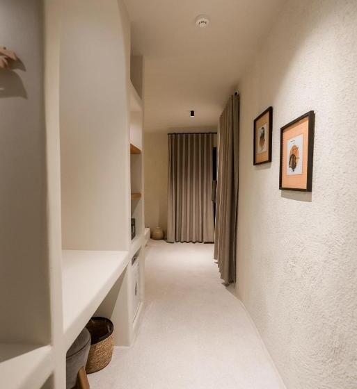 Отель Bitez Corner Boutique