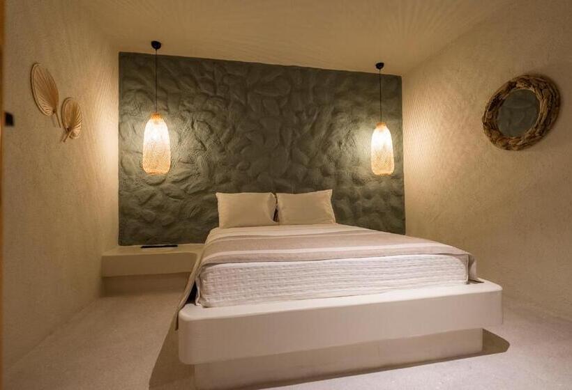 Отель Bitez Corner Boutique