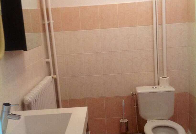 Brit Hotel Magdalena