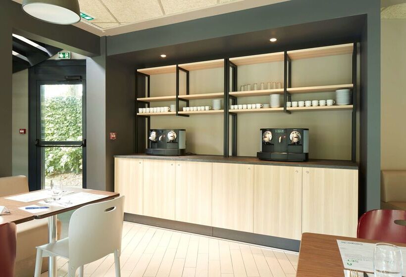 ホテル Campanile Nantes Centre  Saint Jacques