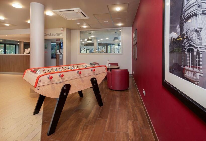 ホテル Campanile Nantes Centre  Saint Jacques