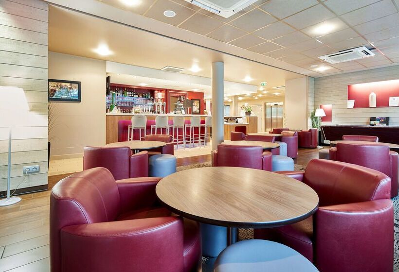 ホテル Campanile Nantes Centre  Saint Jacques