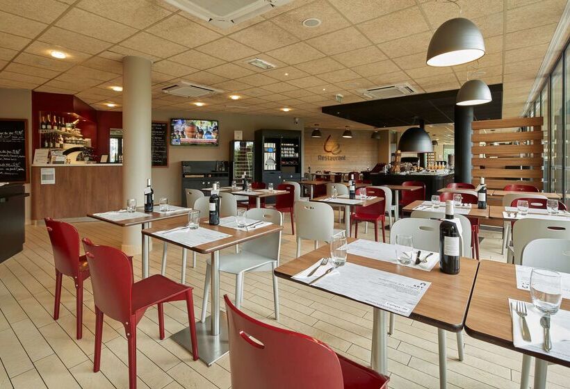 ホテル Campanile Nantes Centre  Saint Jacques