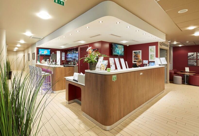 ホテル Campanile Nantes Centre  Saint Jacques