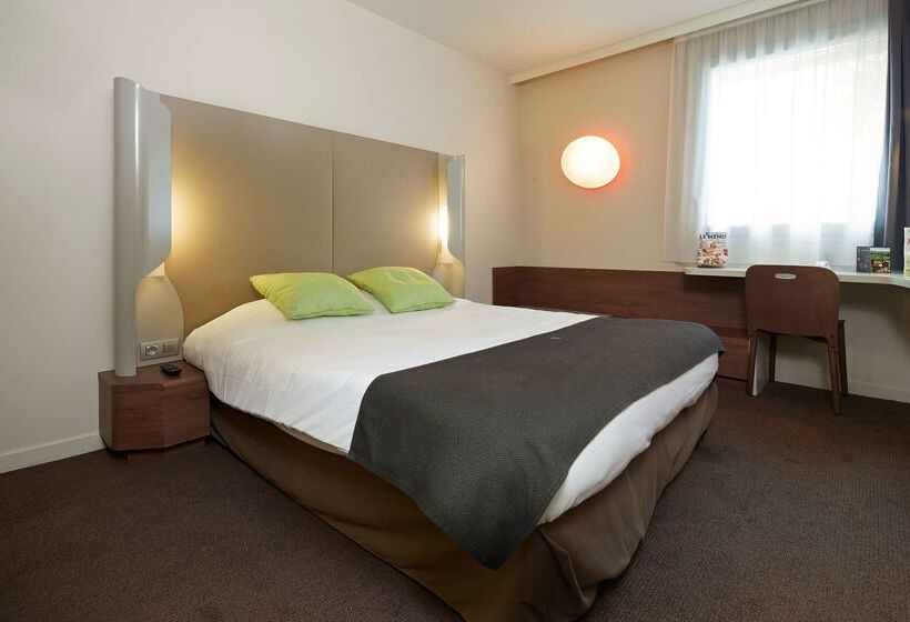 ホテル Campanile Nantes Centre  Saint Jacques