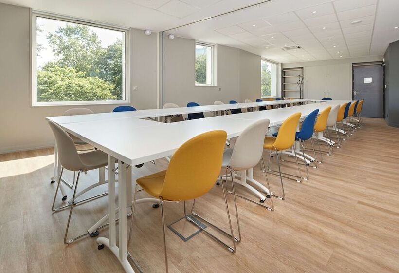 ホテル Campanile Nantes Centre  Saint Jacques