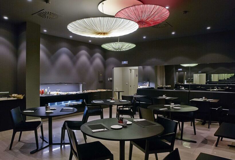 호텔 Carris Cardenal Quevedo