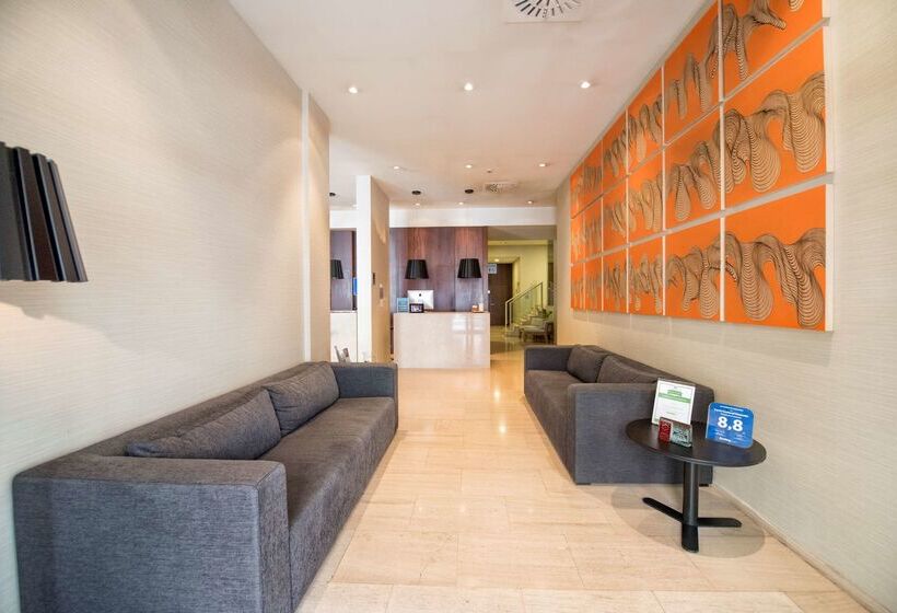 호텔 Carris Cardenal Quevedo