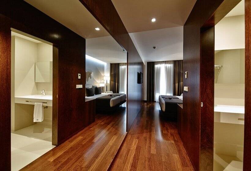 호텔 Carris Cardenal Quevedo