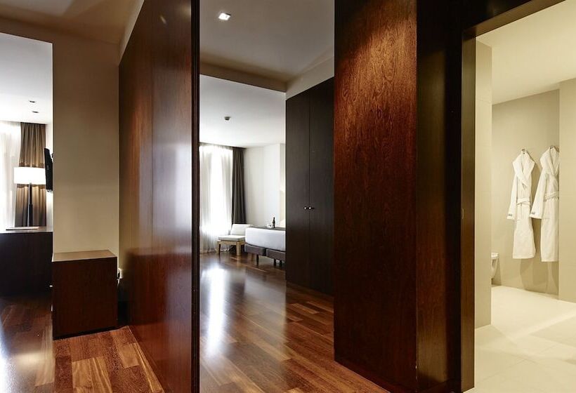 호텔 Carris Cardenal Quevedo