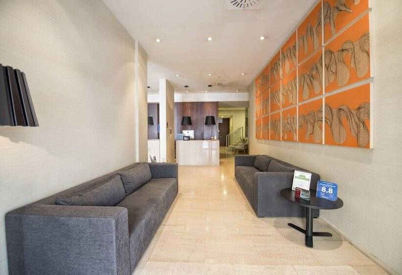 호텔 Carris Cardenal Quevedo