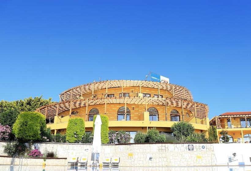 فندق Ceshme Plus