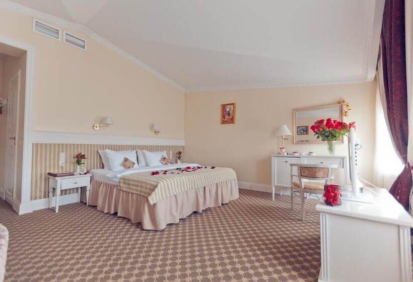 בית מלון כפרי Chekhov