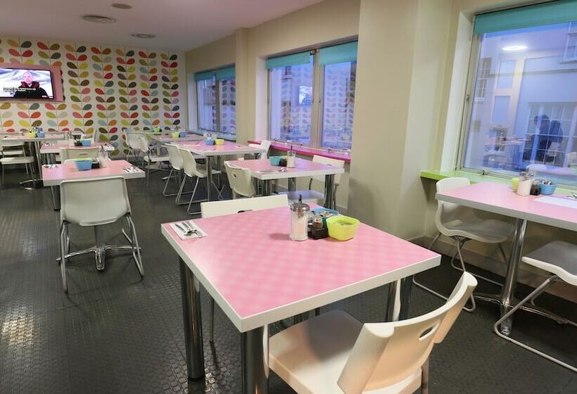 Citrus Hotel Cheltenham By Compass Hospitality