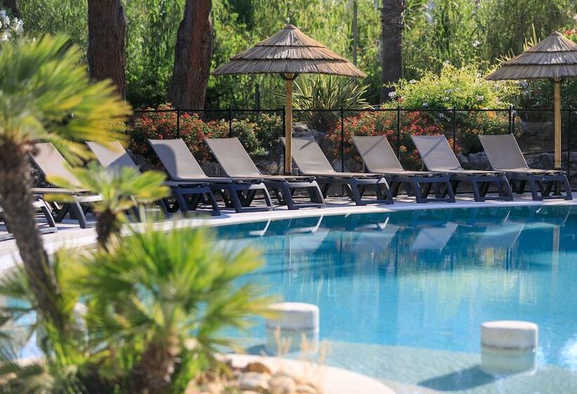 ホテル Club Le Capet