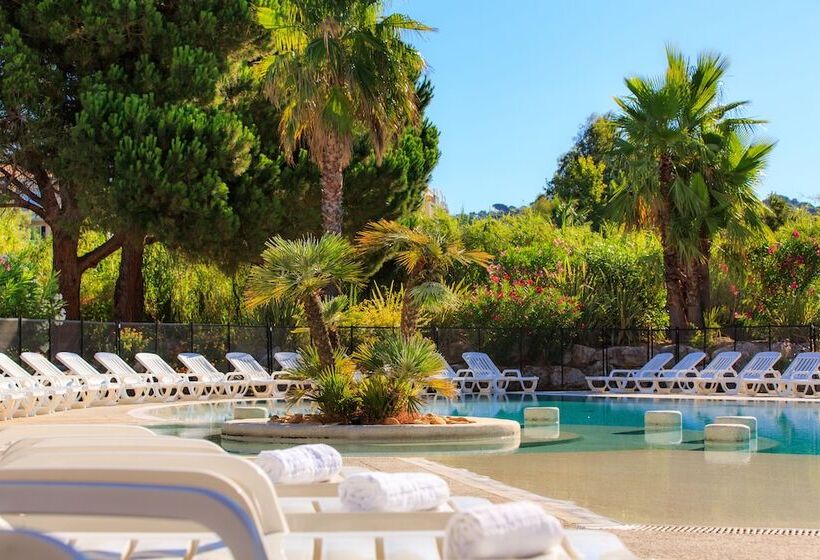 ホテル Club Le Capet