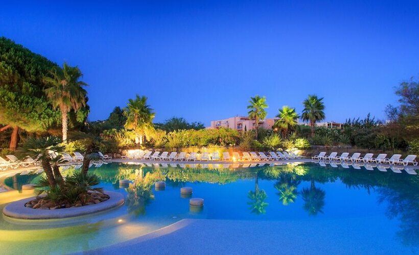 ホテル Club Le Capet