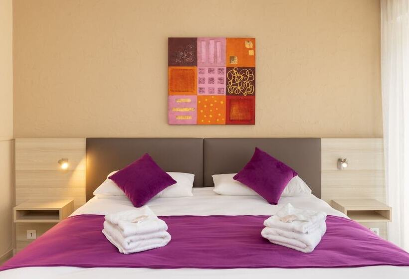 ホテル Club Le Capet