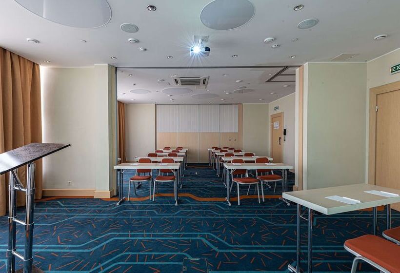 Cosmos Astrakhan Hotel, A Member Of Radisson Individuals