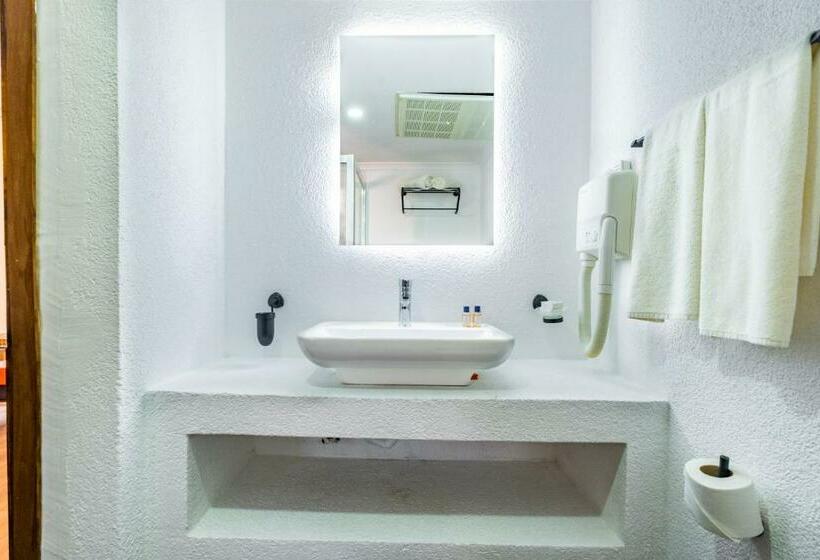 Costa Bitezhan Hotel   All Inclusive