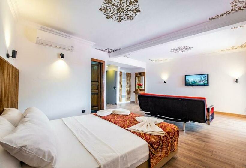 Costa Bitezhan Hotel   All Inclusive