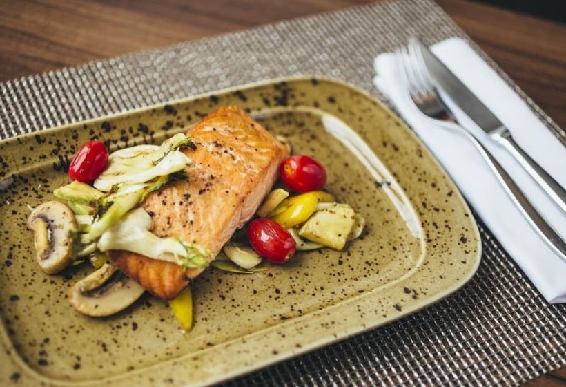 هتل Courtyard By Marriott Moscow Paveletskaya