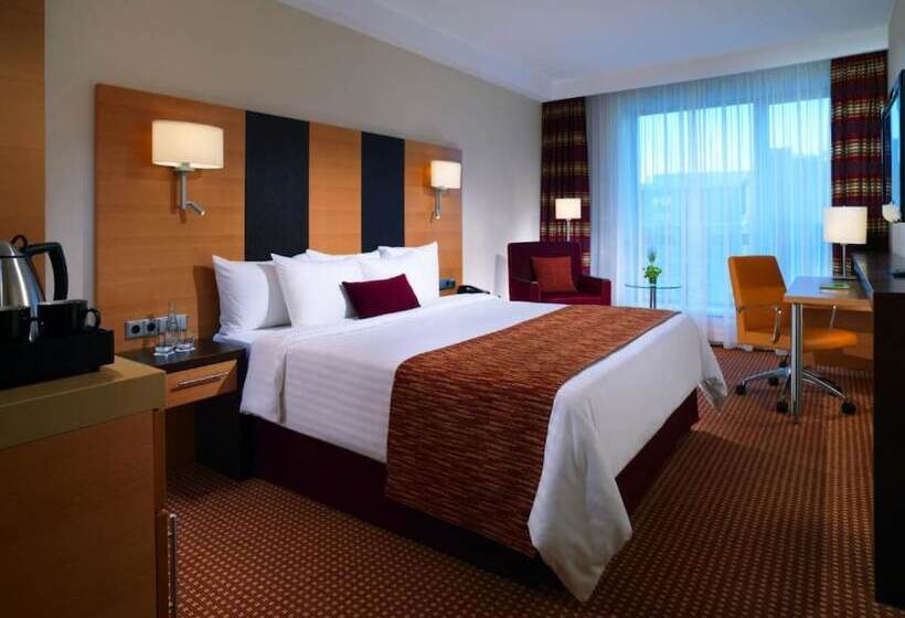 هتل Courtyard By Marriott Moscow Paveletskaya