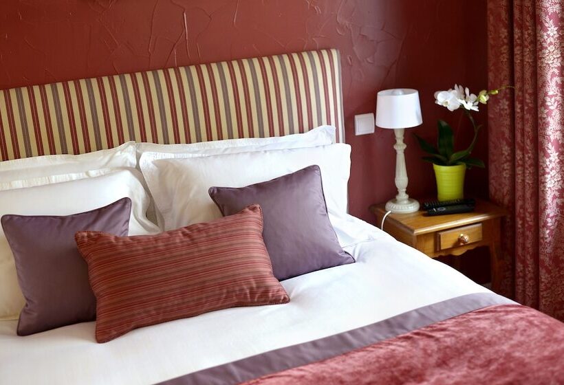 호텔 D Aragon   Place De La Comédie