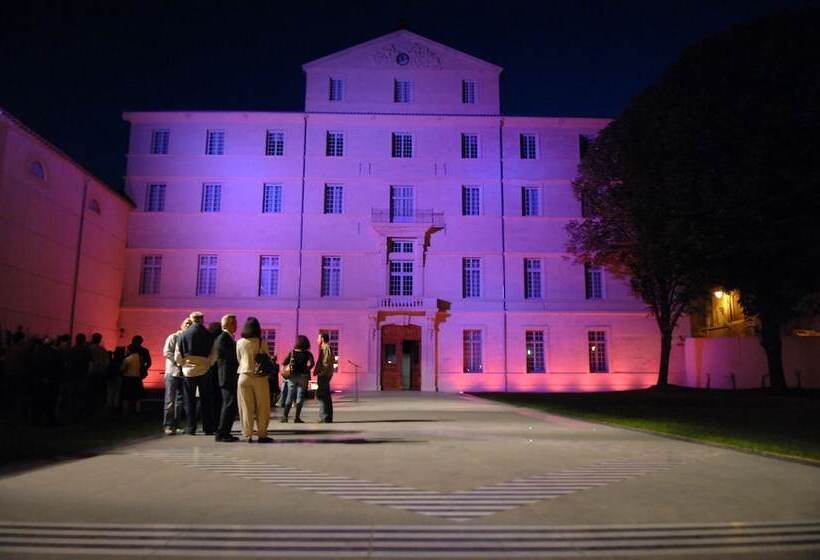 호텔 D Aragon   Place De La Comédie