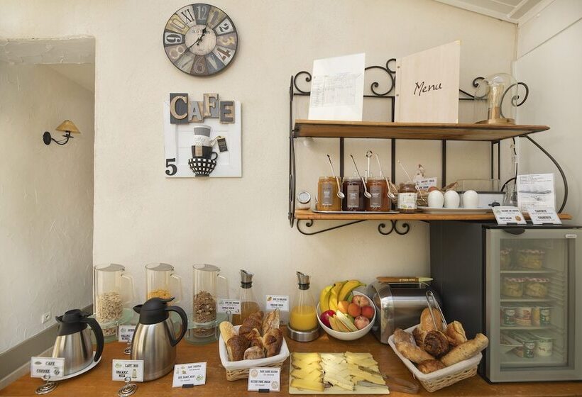 호텔 D Aragon   Place De La Comédie