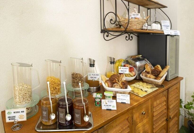 호텔 D Aragon   Place De La Comédie