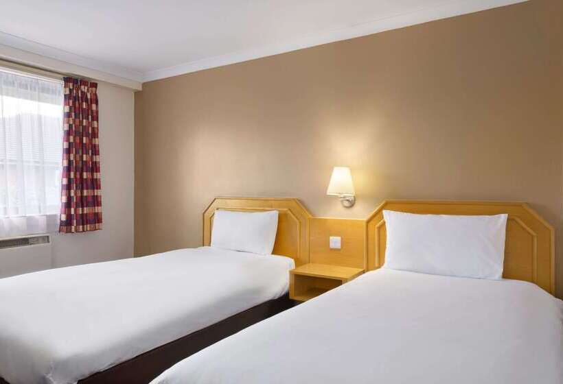 فندق Days Inn Hamilton