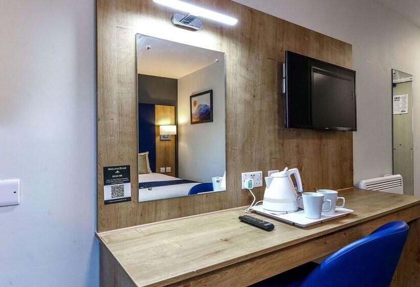 فندق Days Inn London Stansted Airport